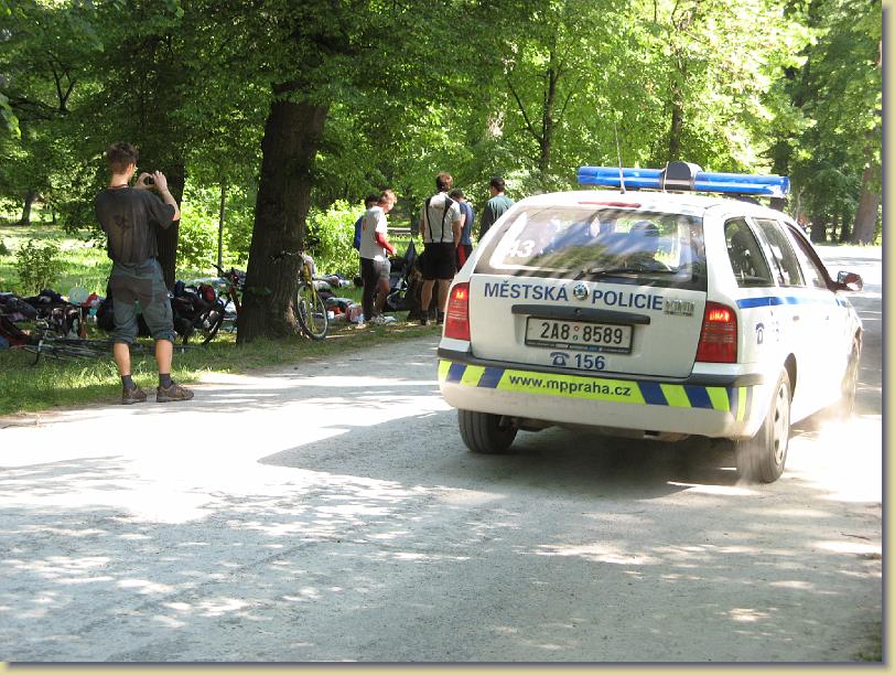 Dalí snímek